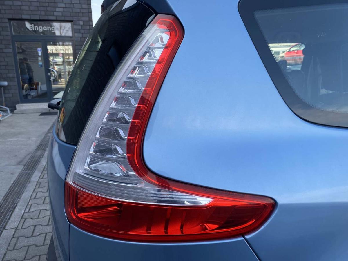 Renault Grand Scenic 3 original R&uuml;cklicht R&uuml;ckleuchte Schlussleuchte rechts 7-Sitzer Bj.2011